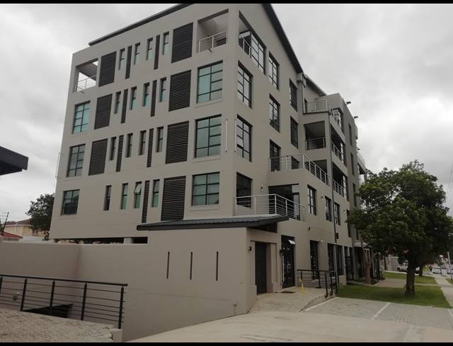 824M² OFFICE RENTED IN NEWTON PARK